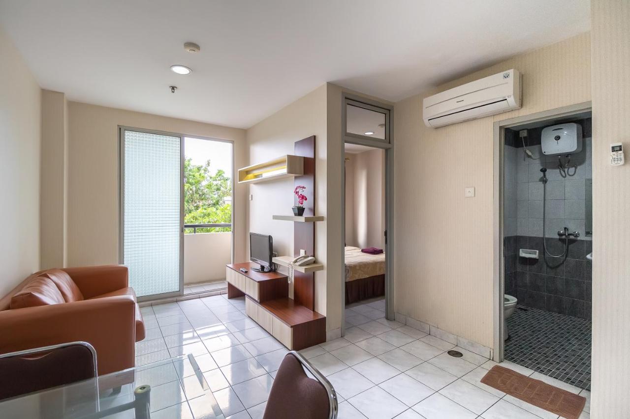 Golden Sky Pluit Hotel